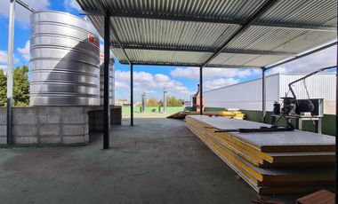 Excelente industria/deposito de 990 m2 cubiertos en 3 ptas. Villa Lynch Se vende con renta CALZADA