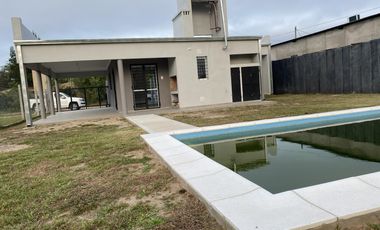Casa en Arroyo Leyes