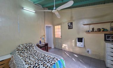 Venta Casa 5 ambientes con parque, quincho y parrilla en San Miguel