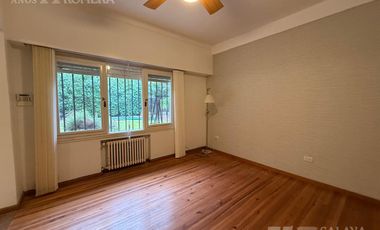 Casa en Olivos en venta 7 ambientes
