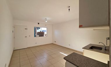 ALQUILER DEPARATAMENTO 2 AMBIENTES EN JOSE C PAZ - BAJAS EXPENSAS