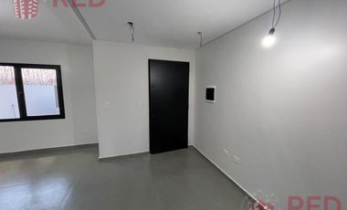 VENDE DUPLEX 3 HABITACIONES EN CIPOLLETTI