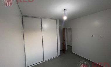 VENDE DUPLEX 3 HABITACIONES EN CIPOLLETTI
