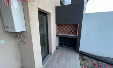 VENDE DUPLEX 3 HABITACIONES EN CIPOLLETTI