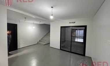 VENDE DUPLEX 3 HABITACIONES EN CIPOLLETTI
