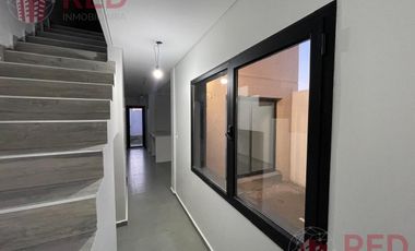 VENDE DUPLEX 3 HABITACIONES EN CIPOLLETTI