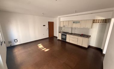Departamento 2 ambientes Merlo centro