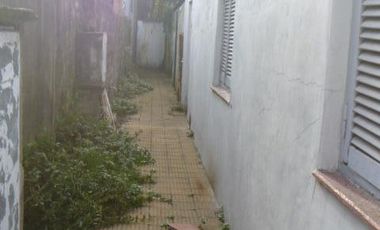 Venta Casa en Lanús Este lote 8.66 x 48 mts Ideal Inversor