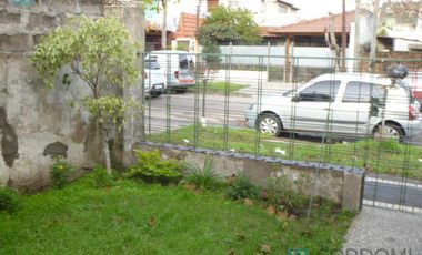Venta Casa en Lanús Este lote 8.66 x 48 mts Ideal Inversor