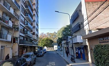 Local en Centro Comercial de Santos Lugares - Oportunidad Real