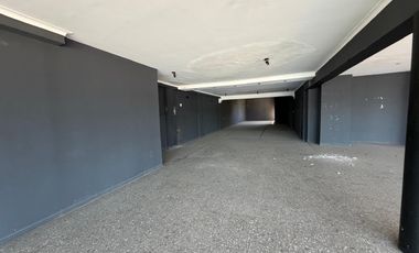 Excelente Local - actual salon de eventos, GYM o Concesionarias- 1600 m2 - Berazategui