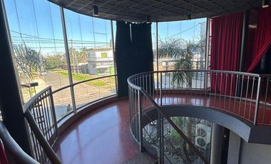 Excelente Local - actual salon de eventos, GYM o Concesionarias- 1600 m2 - Berazategui
