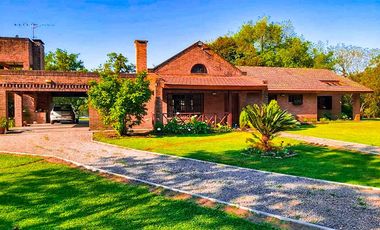 El Cazador Escobar - Casa Kennedy al 1900 -
