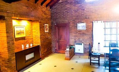 El Cazador Escobar - Casa Kennedy al 1900 -