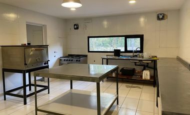 VENTA Salón de eventos con fondo de comercio, General Roca