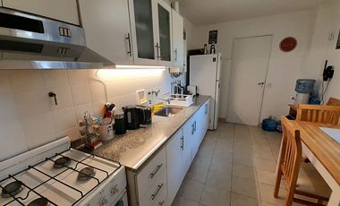 Vicente López - Apto profesional - Amplio Dpto. 4 amb con 2 Balcones!