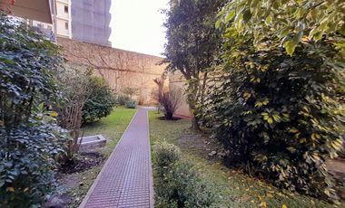 Vicente López - Apto profesional - Amplio Dpto. 4 amb con 2 Balcones!