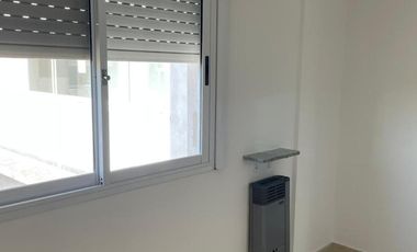 Depto 3 amb en alquiler! Centro de Escobar c/cochera!