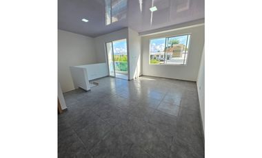 Casa Nueva en VENTA Doble renta en bulevar de las villas