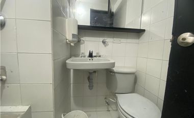 Amplio Local para Arriendo en Laureles, Medellín