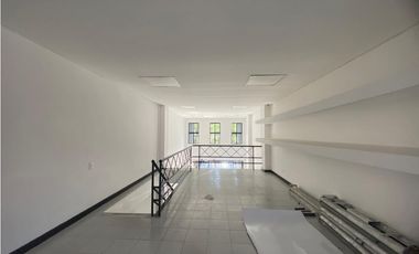 Amplio Local para Arriendo en Laureles, Medellín