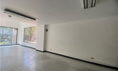 Local en Arriendo con Estratégica Ubicación en Laureles, Medellín