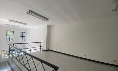 Local en Arriendo con Estratégica Ubicación en Laureles, Medellín