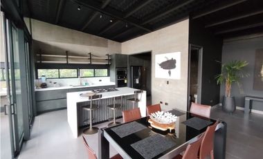 Casa campestre en condominio para arriendo en la Vía Pereira - Armenia