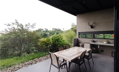 Casa campestre en condominio para arriendo en la Vía Pereira - Armenia