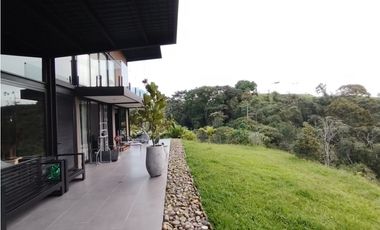Casa campestre en condominio para arriendo en la Vía Pereira - Armenia