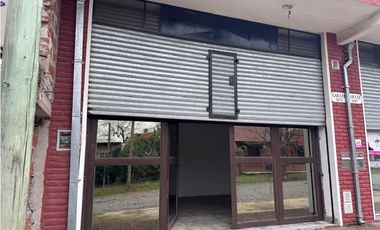 IMPECABLE LOCAL EN ALQUILER. ITUZAINGO NORTE.