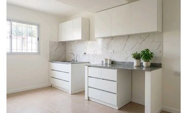 Venta casa 4 Amb -  Paso del Rey centro