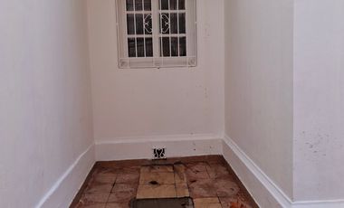 ARRIENDO LOCAL COMERCIAL 8HAB 6BA SANTIAGO