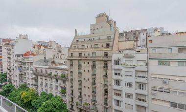 VENTA DEPTO DUPLEX 8 AMBIENTES RECOLETA A RECICLAR