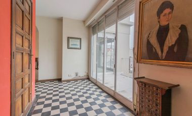 VENTA DEPTO DUPLEX 8 AMBIENTES RECOLETA A RECICLAR