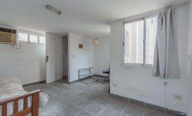 VENTA DEPTO DUPLEX 8 AMBIENTES RECOLETA A RECICLAR