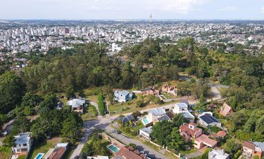 Venta Excepcional Casa Semicéntrica Tandil