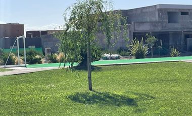 VENTA CASA B PRIVADO LAS RETAMAS RODEO MENDOZA