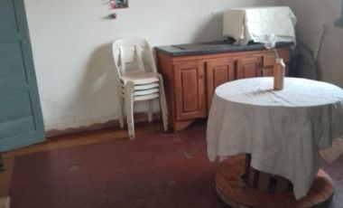 Venta casa de 2 habitaciones en San Ceferino.