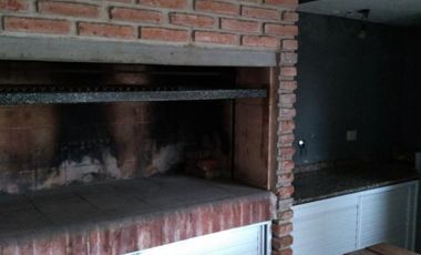 VENTA CASA 5 AMB. GARAGE PARQUE PILETA, LIBERTAD