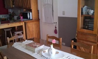 VENTA CASA 5 AMB. GARAGE PARQUE PILETA, LIBERTAD