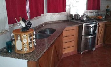 VENTA CASA 5 AMB. GARAGE PARQUE PILETA, LIBERTAD