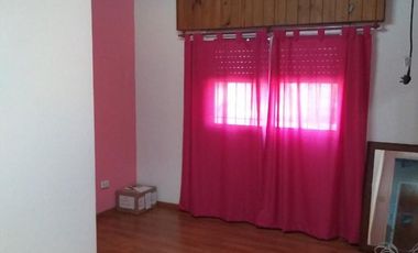 VENTA CASA 5 AMB. GARAGE PARQUE PILETA, LIBERTAD
