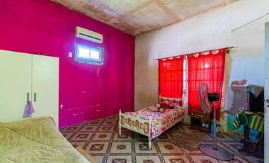 CASA EN VENTA ALVAREZ CON DOS LOCALES