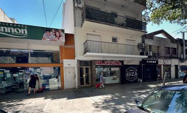 PH ALQUILER DEVOTO 3 AMB LUMINOSOS C 2 BALCONES