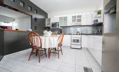 VENTA CASA DE CATEGORÍA 3 DORMITORIOS EN SUITE