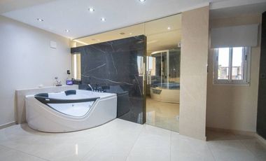 VENTA CASA DE CATEGORÍA 3 DORMITORIOS EN SUITE