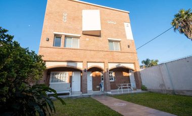 VENTA CASA DE CATEGORÍA 3 DORMITORIOS EN SUITE