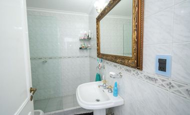 VENTA CASA DE CATEGORÍA 3 DORMITORIOS EN SUITE