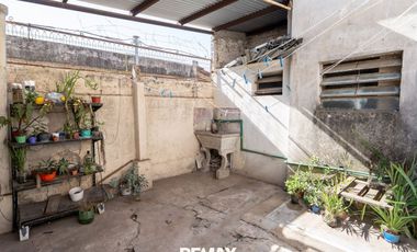 VENTA DE CASA + DEPTO EN ZONA CENTRICA SAN NICOLAS